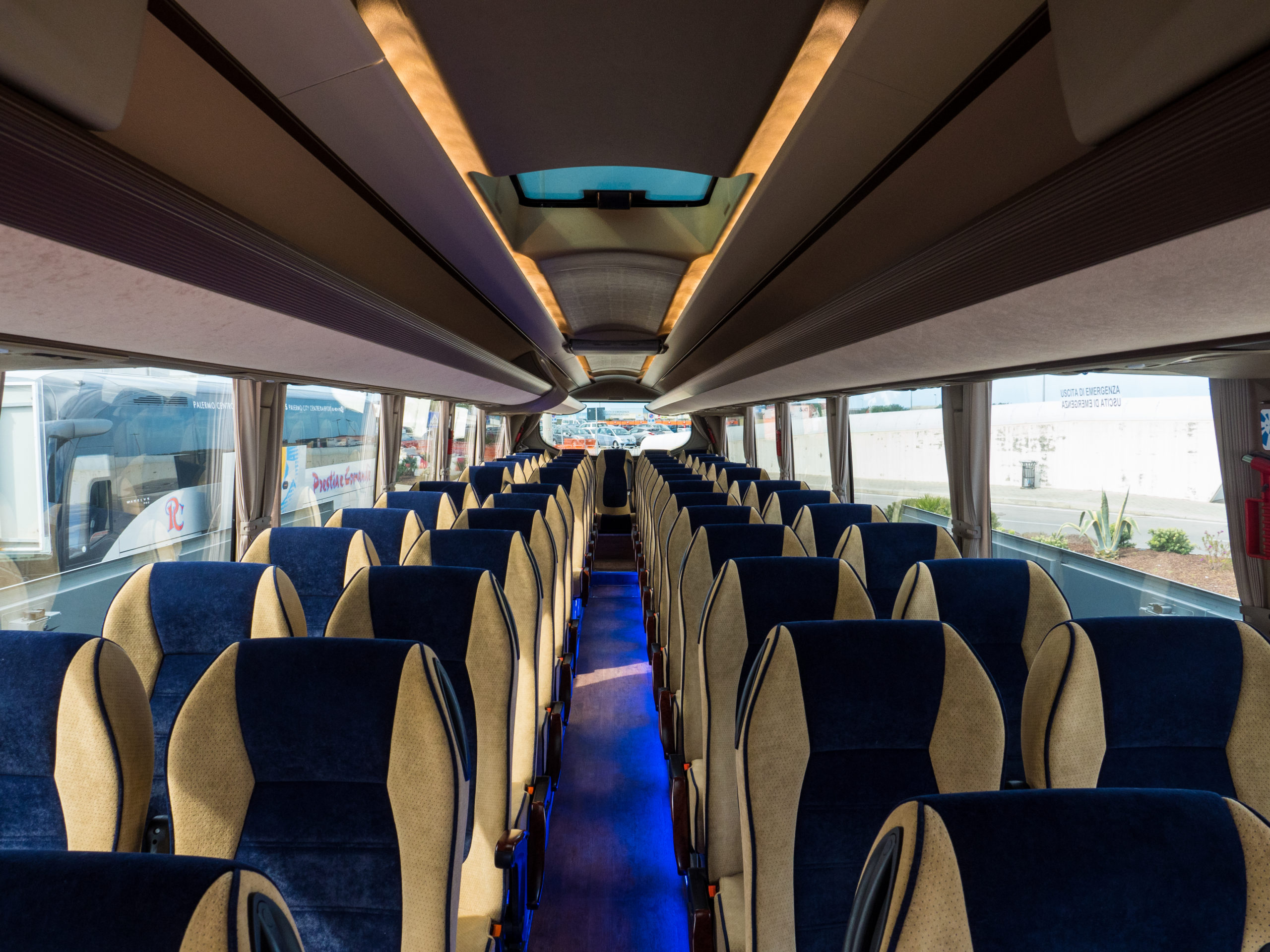 Interno Bus